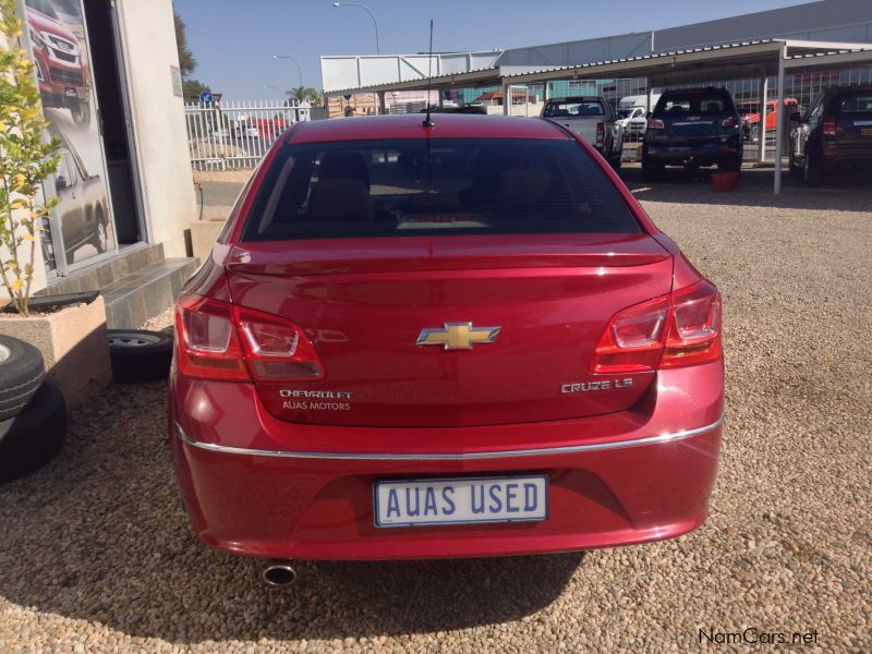 Chevrolet Cruze 1.6 LS Sedan in Namibia