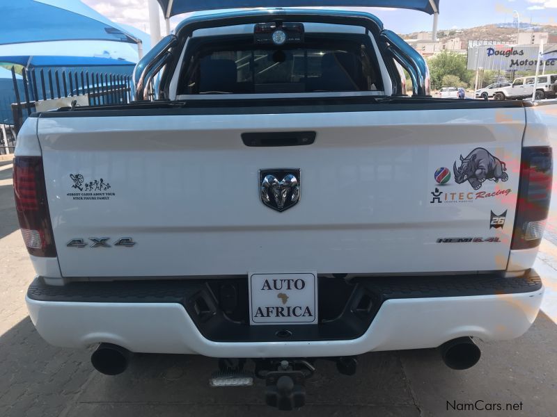 Dodge Dodge RAM S/C 4x4 1500 6.4 HEMI in Namibia