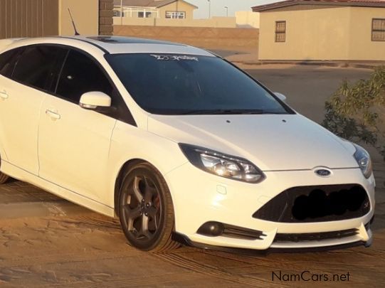 Ford Focus 2.0 st in Namibia