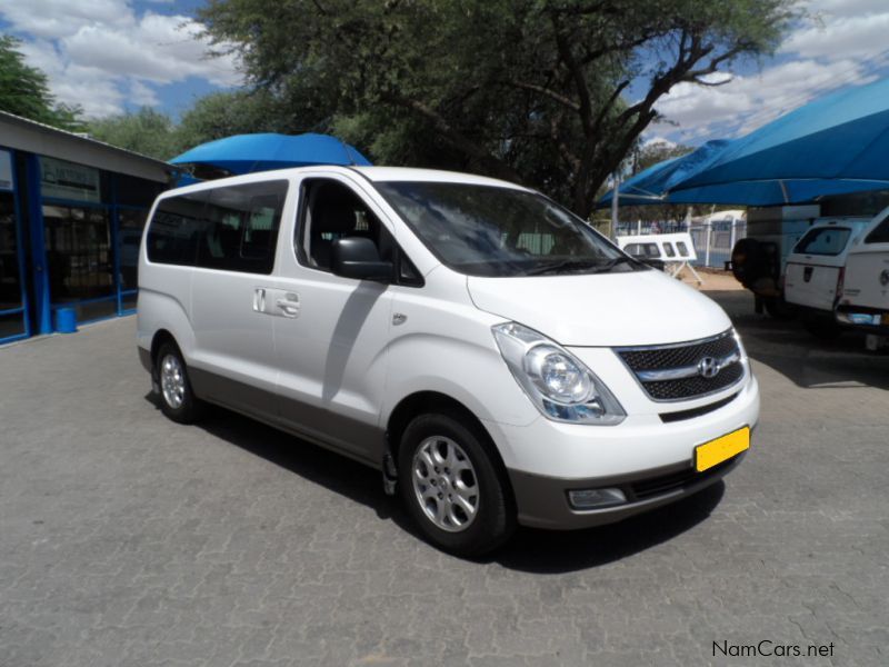 Hyundai H1 2.4 GLS CVVT Wagon 9 Seater in Namibia