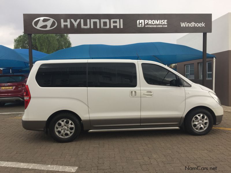 Hyundai H1 2.5 Diesel 9-seater bus in Namibia
