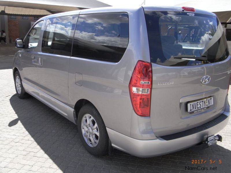 Hyundai H1 2.5 Diesel A/T FWD in Namibia