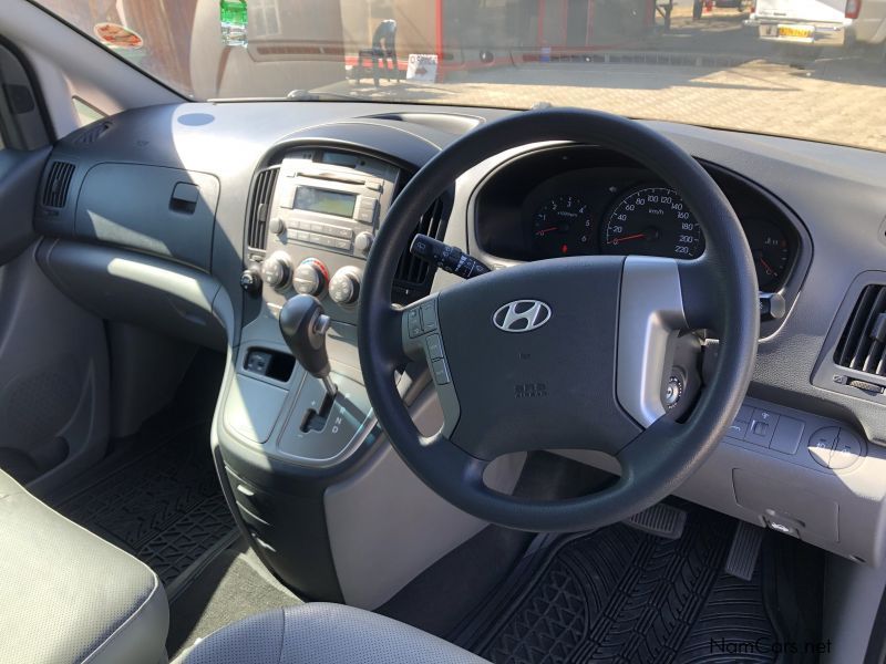 Hyundai H1 2.5 Diesel Auto in Namibia