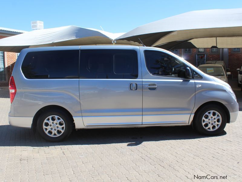 Hyundai H1 2.5 TDI auto 2x4 in Namibia