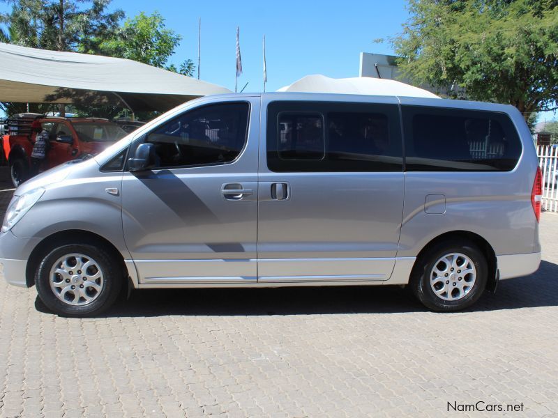 Hyundai H1 2.5 TDI auto 2x4 in Namibia