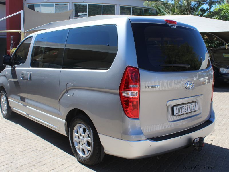 Hyundai H1 2.5 TDI auto 2x4 in Namibia