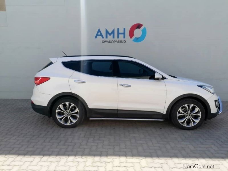 Hyundai Santa Fe 2.2 CRDi AWD Elite in Namibia