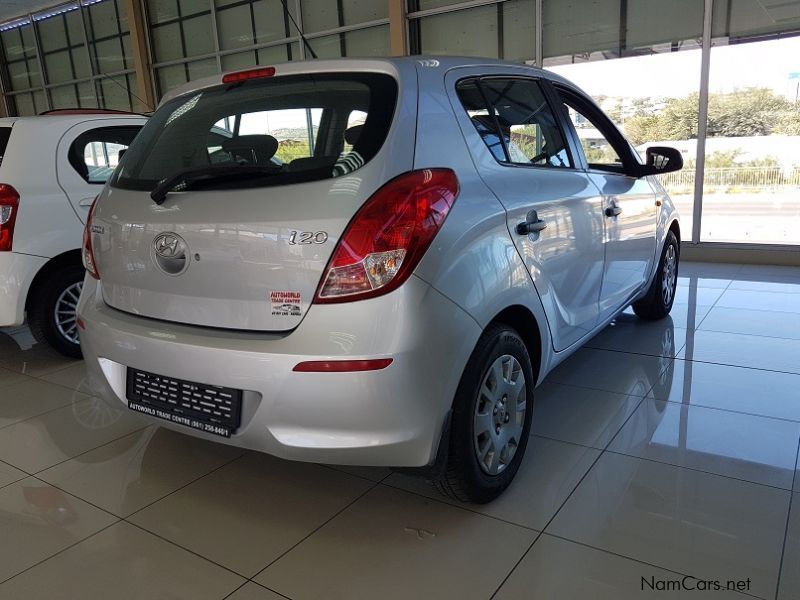 Hyundai i20 Motion 1.2 petrol Hatch in Namibia