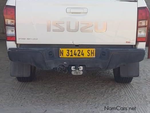 Isuzu KB 240 4x4 in Namibia