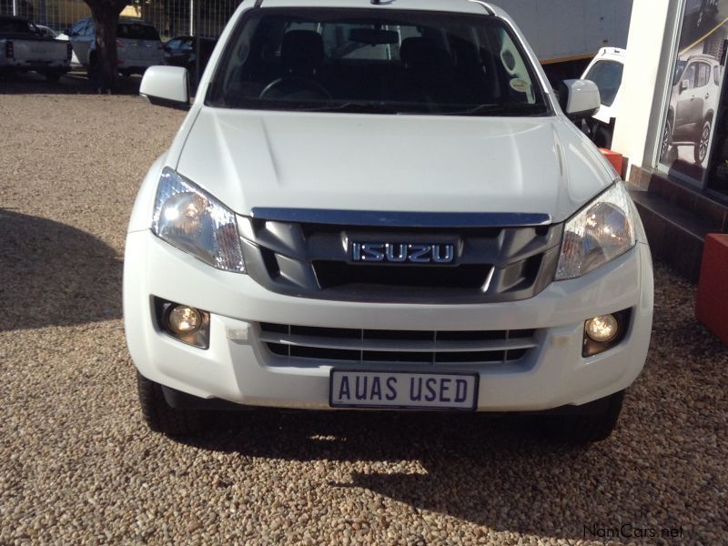 Isuzu KB 240 D/CAB 4x4 LE Petrol in Namibia