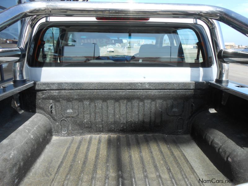 Isuzu KB 240 LE D/C 4X4 in Namibia