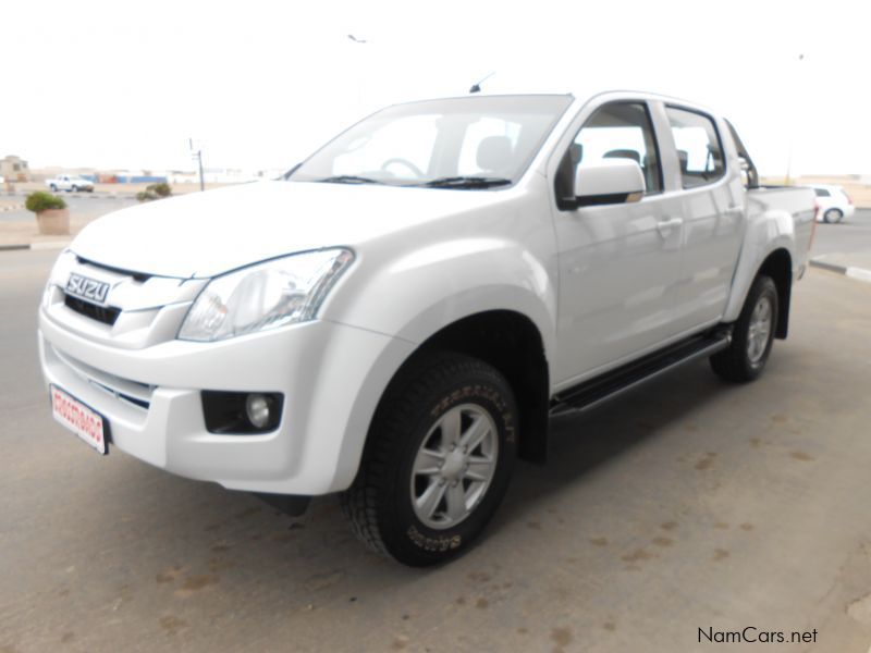 Isuzu KB 240 LE D/C 4X4 in Namibia