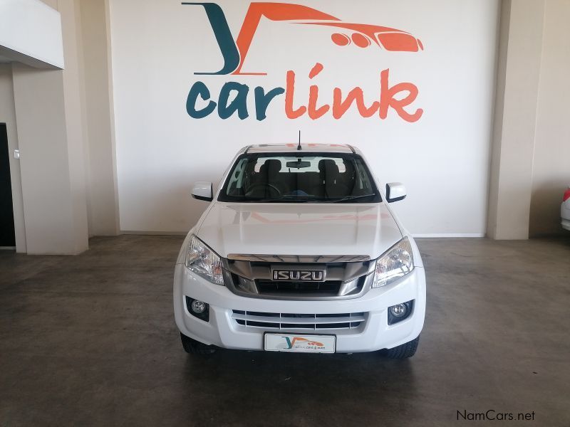 Isuzu KB 240 LE D/Cab 4x4 in Namibia