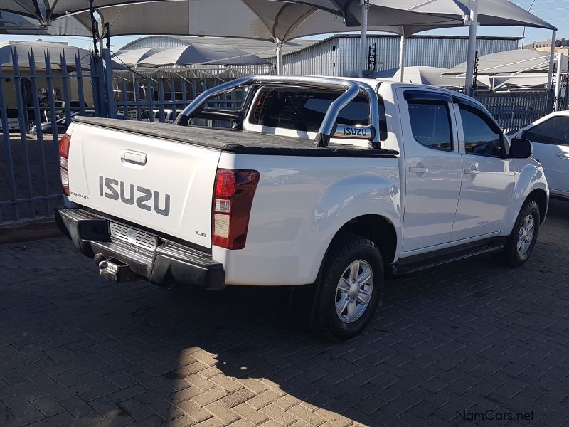 Isuzu KB 240 LE Double Cab 4x4 in Namibia