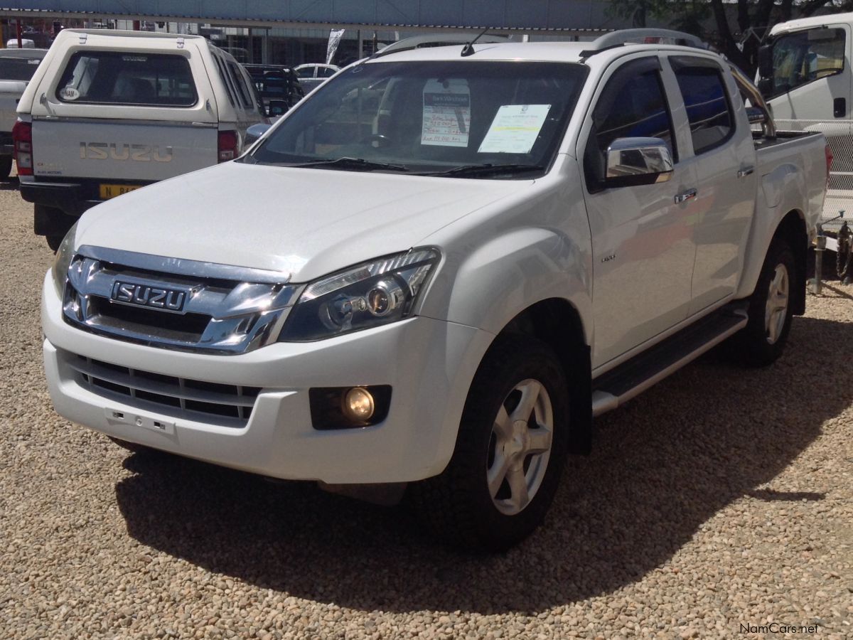 Isuzu KB 300 4x4 D/CAB LX in Namibia