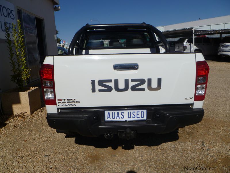 Isuzu KB 300 D-TEQ 4x4 D/CAB LX MIDNITE Edition in Namibia