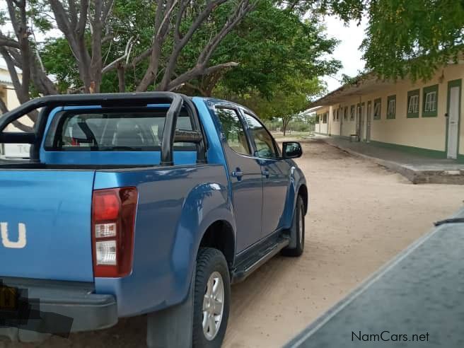 Isuzu KB D/C LE 240 4x4 in Namibia