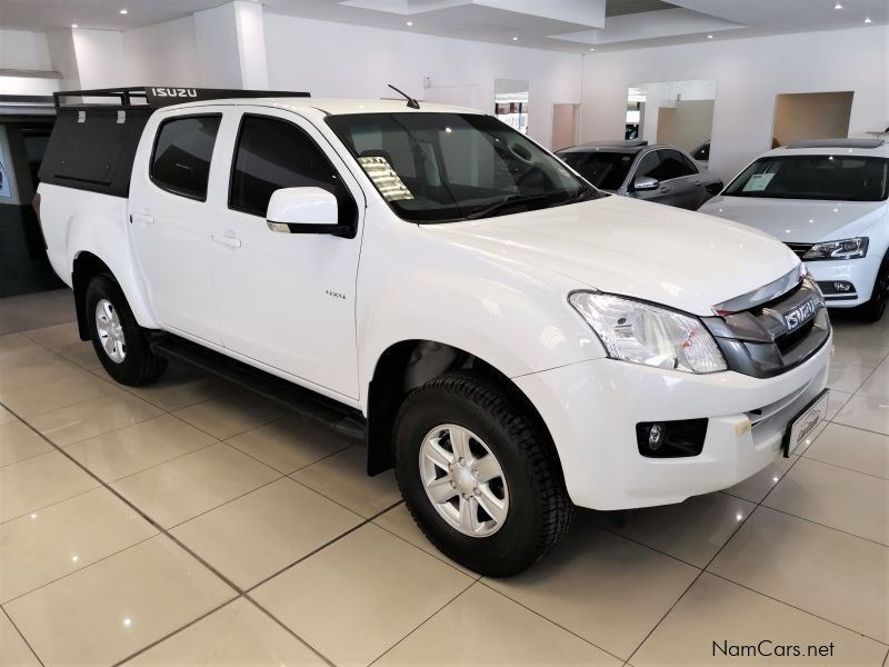 Isuzu KB240I 4x4 Manual D/Cab in Namibia