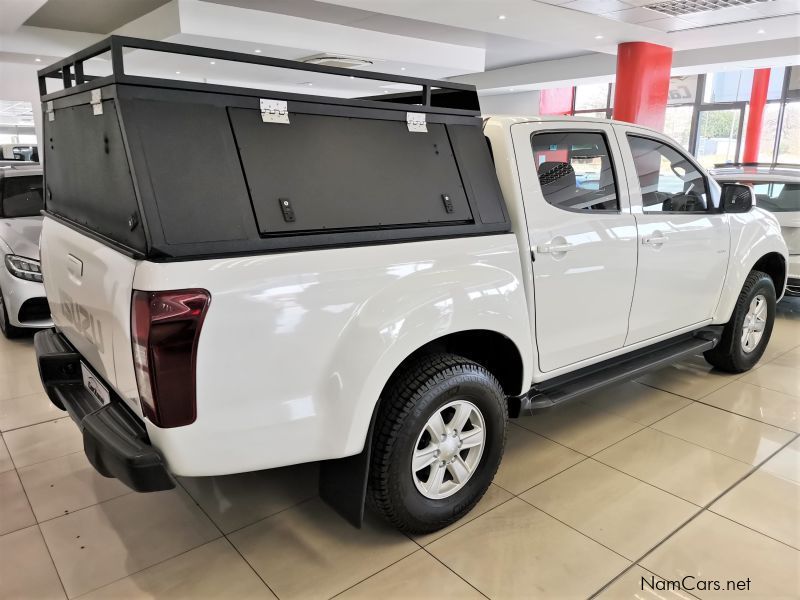 Isuzu KB240I 4x4 Manual D/Cab in Namibia