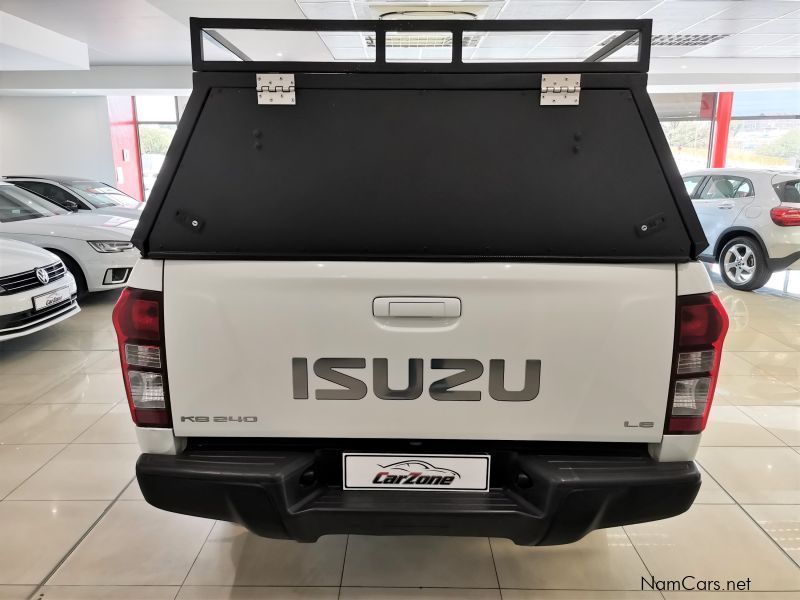 Isuzu KB240I 4x4 Manual D/Cab in Namibia