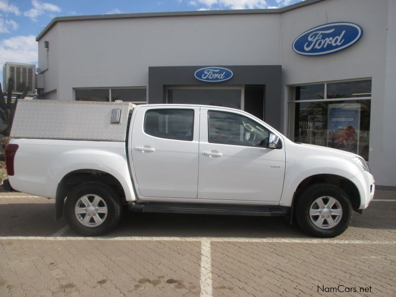 Isuzu KB250 DTEC D/C LE 4X4 in Namibia