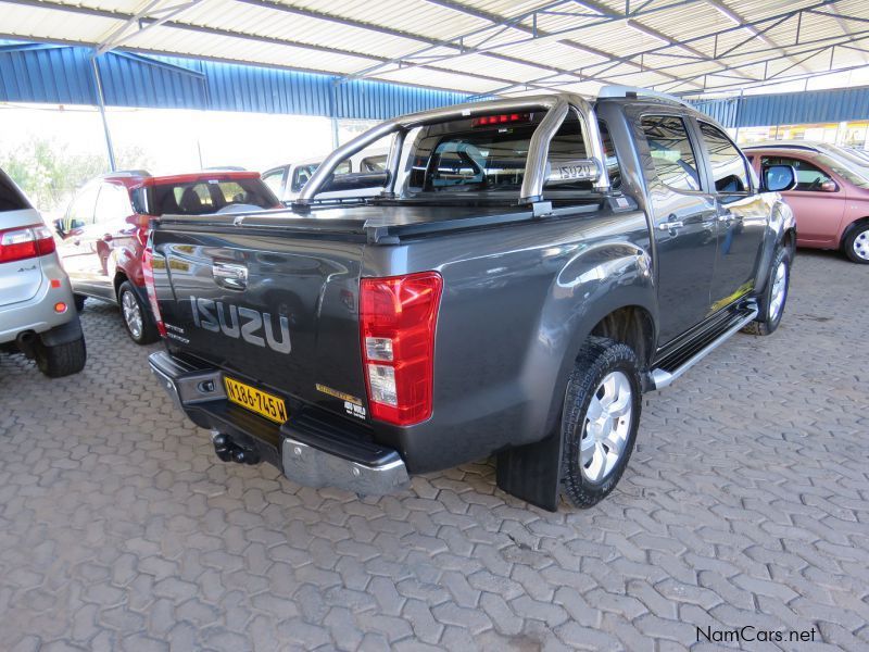 Isuzu KB300 D TEQ D CAB 4X4 in Namibia