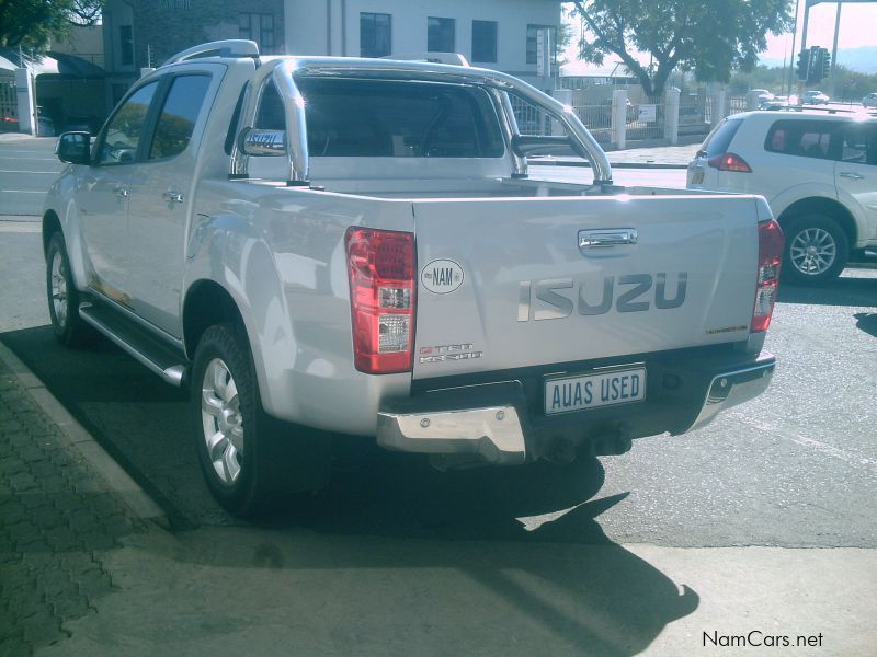 Isuzu KB300 LX D/C 4x4 Serengeti in Namibia