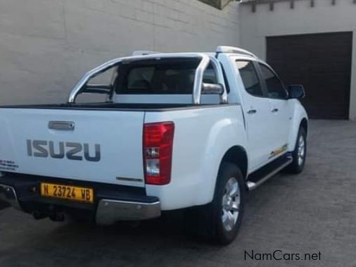 Isuzu KB300 Serengeti in Namibia