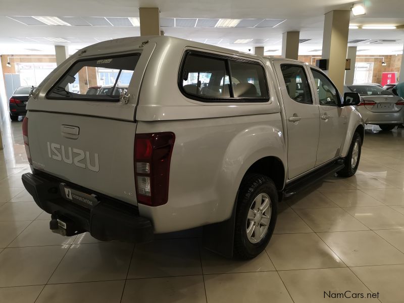 Isuzu Kb 240i Le 4x4 P/u D/c in Namibia