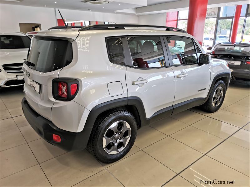 Jeep Renegade 1.6 E-Torq Longitude 81Kw in Namibia