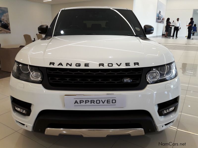 Land Rover Range Rover 5.0 V8 SC HSE in Namibia