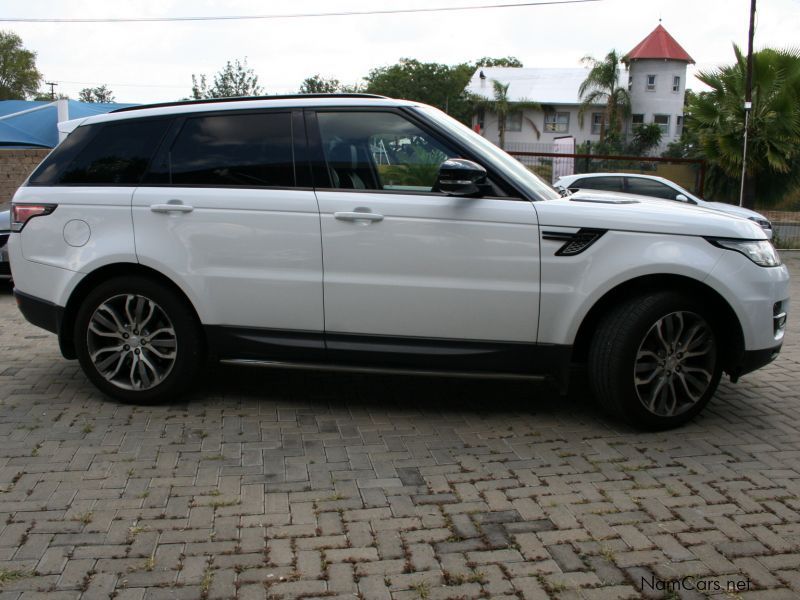 Land Rover Range Rover Sport 4.4 SDV8 HSE DYNAMIC in Namibia