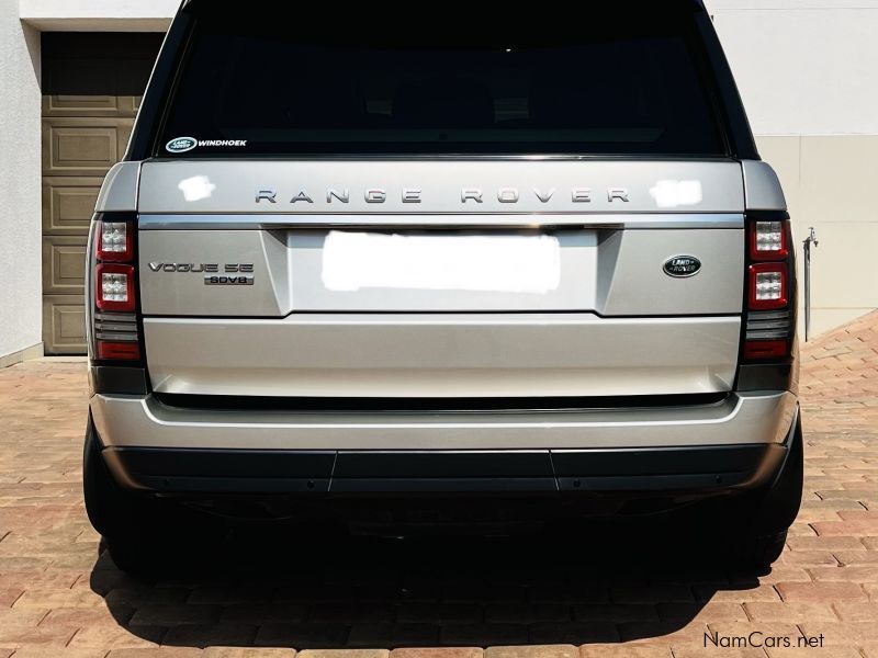 Land Rover Range Rover Vogue SE 250kw in Namibia