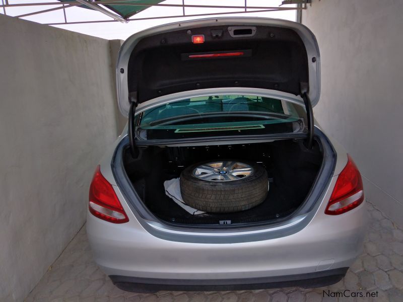 Mercedes-Benz C-180 Auto in Namibia