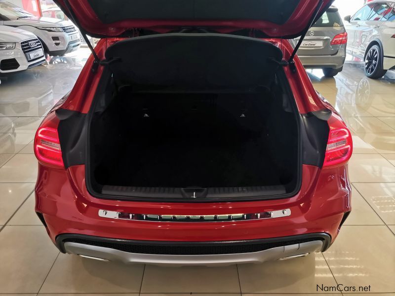 Mercedes-Benz GLA 250 4Matic AMG 155Kw in Namibia