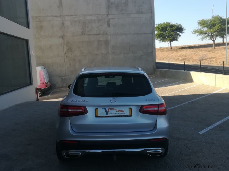 Mercedes-Benz GLC 250d Offroad in Namibia