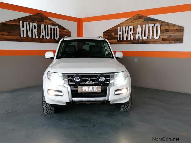 Mitsubishi Pajero in Namibia