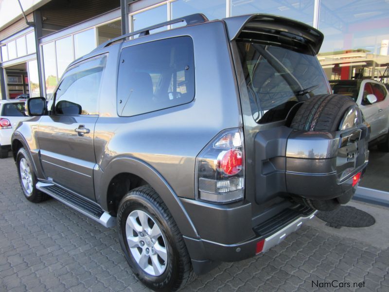 Mitsubishi Pajero 3,2L GLS SWB A/T 4x4 Diesel in Namibia