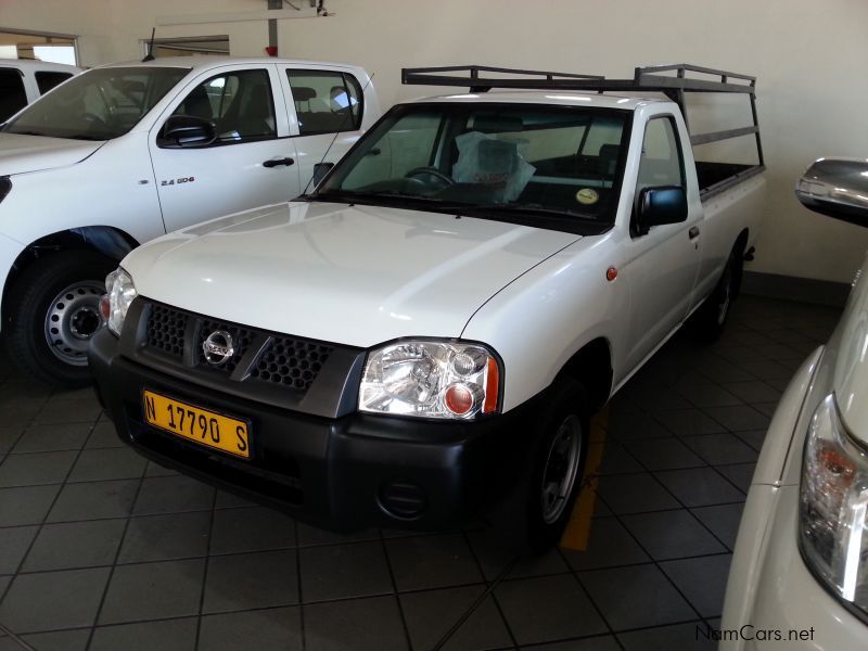 Nissan Hardbody 2.0 LWB in Namibia