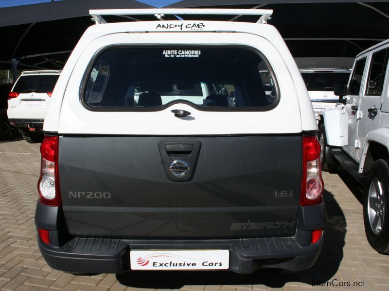 Nissan NP 200 1.6 16 valve dual airbags stealth in Namibia