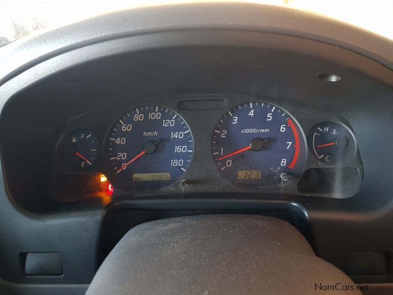 Nissan NP 300 2.4 Hardbody in Namibia