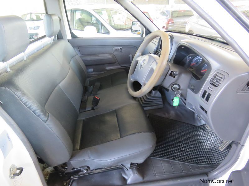 Nissan NP 300 2000 LWB in Namibia