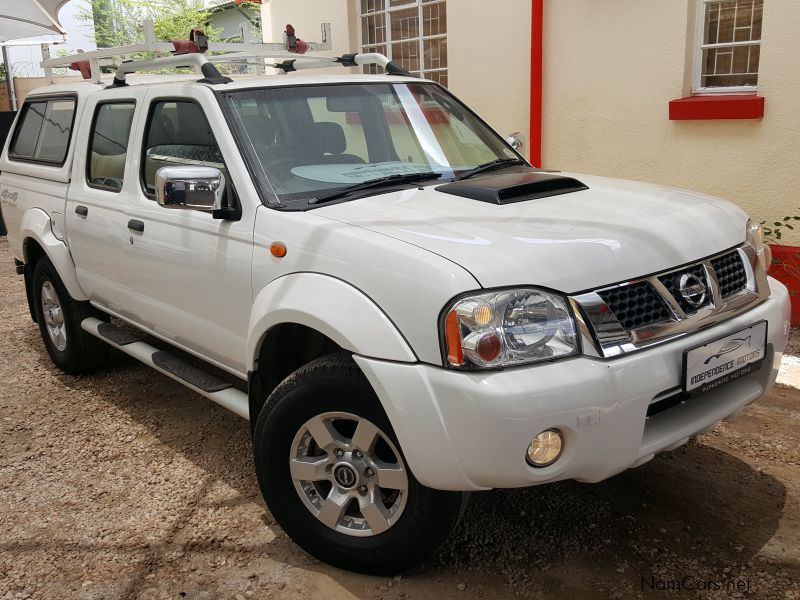 Nissan NP 300 Hardbody Double Cab 2.5TD in Namibia