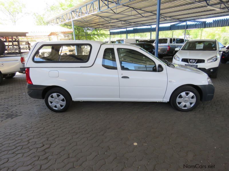 Nissan NP200 1,6 A/CON in Namibia