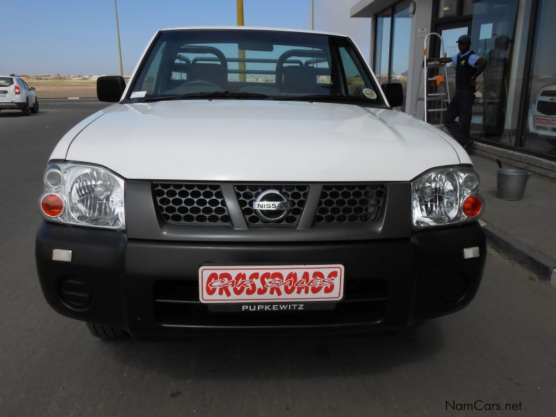 Nissan NP300 2.0 S/C LWB in Namibia