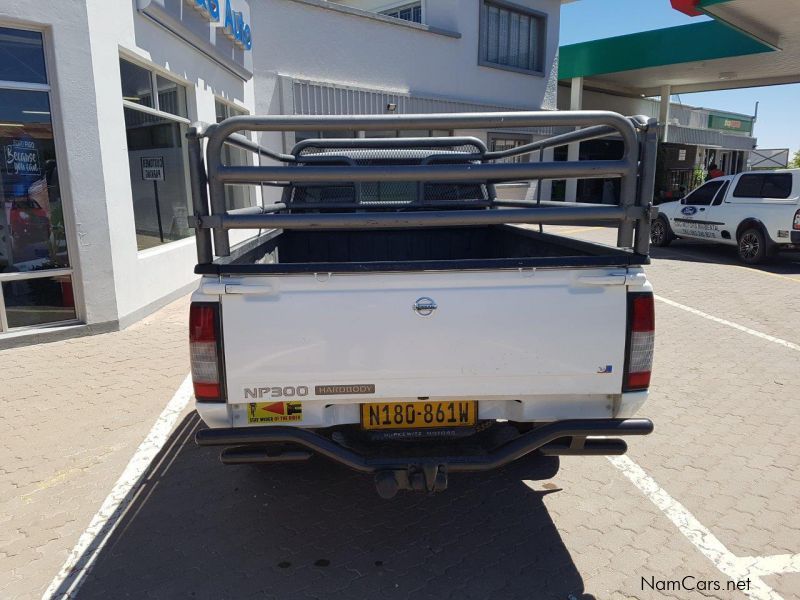 Nissan NP300 2.0 SINGLE CAB 4X2 in Namibia