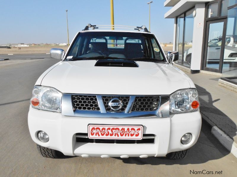Nissan NP300 2.5 Tdi D/C 4X4 in Namibia