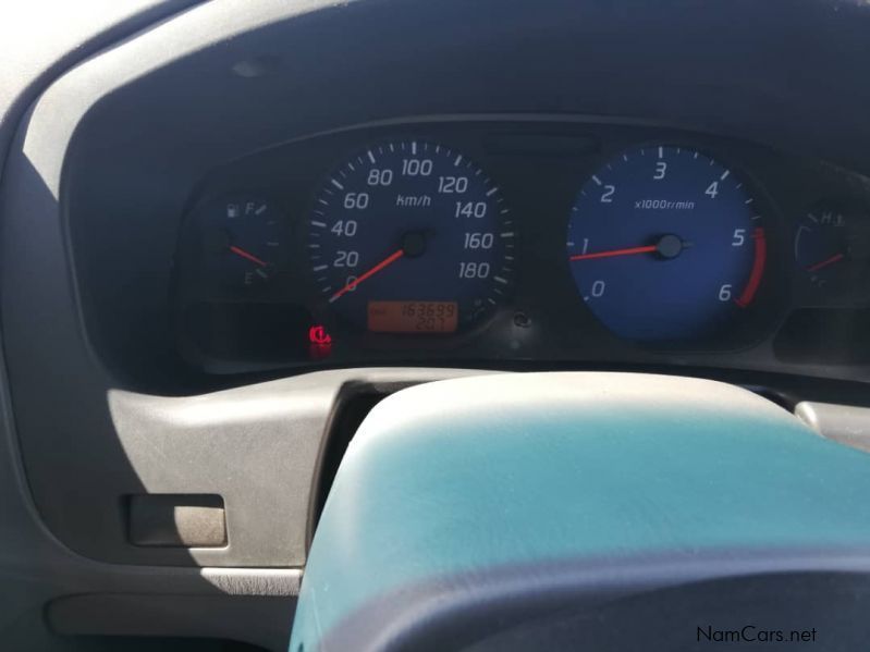 Nissan NP300 2.5 Tdi Hi-Rider DC 4x4 in Namibia