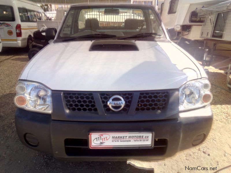 Nissan NP300 2.5CDI S/CAB 4X2 in Namibia