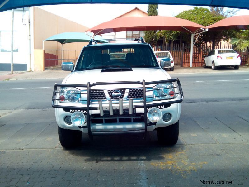 Nissan NP300 2.5TDi Hardbody D/C 4x4 in Namibia